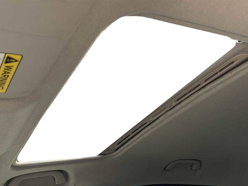 Mazda 5 Interior 