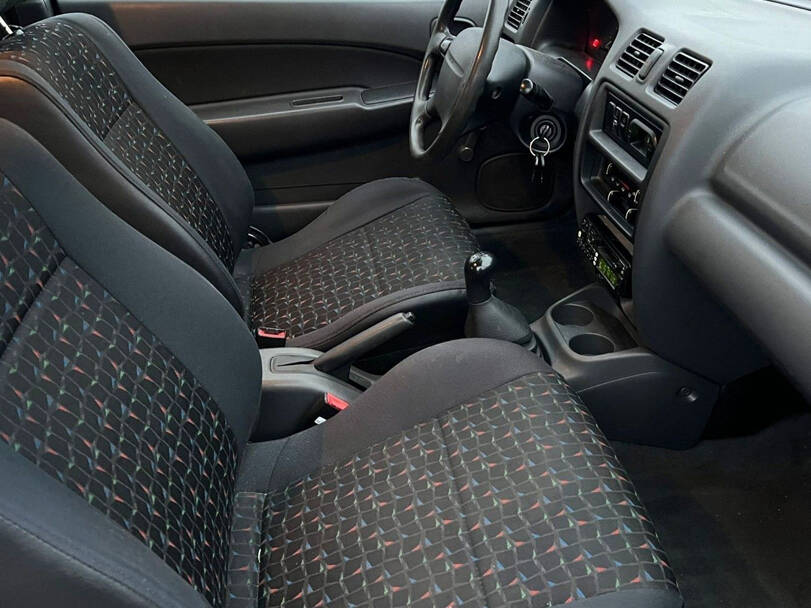 Mazda 323 7th Generation Interior 
