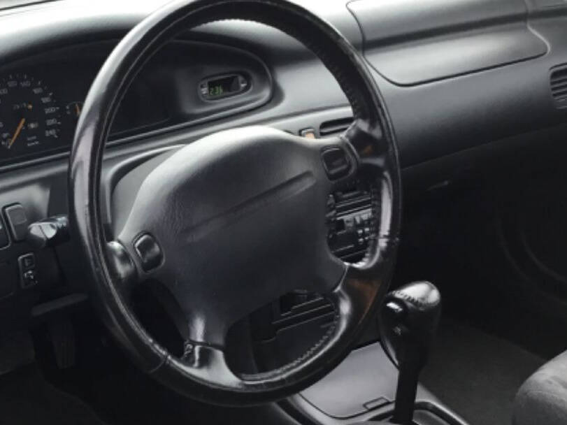 مازدا ٦٢٦ الجيل الخامس Interior 