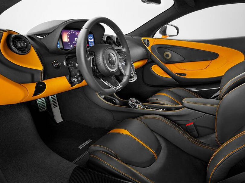 ماكلارين ٥٧٠ إس Interior 