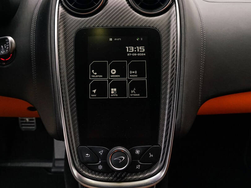 ماكلارين ٦٠٠ إل تي Interior 
