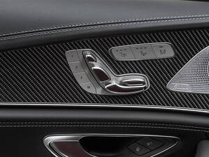 مرسيديس بنز إيه إم جي جي تي الداخلية 