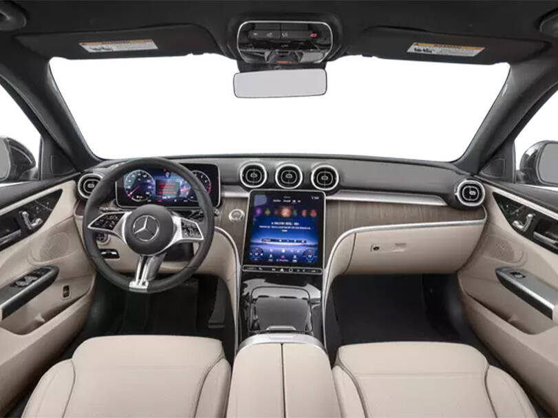 مرسيدس بنز سي كلاس Interior 