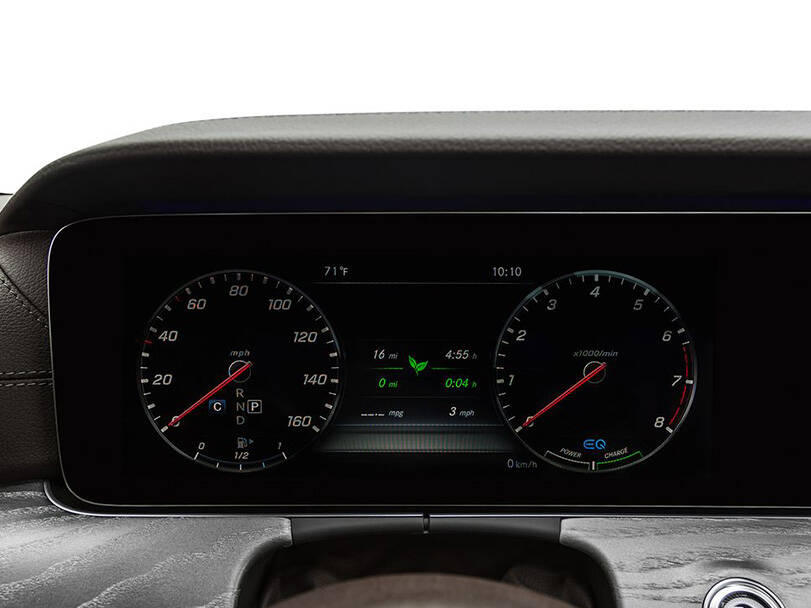 مرسيدس بنز سي إل كلاس Interior 