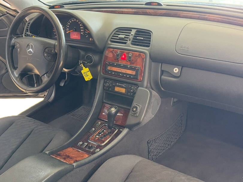 Mercedes Benz CLK Class 1st Generation Interior 