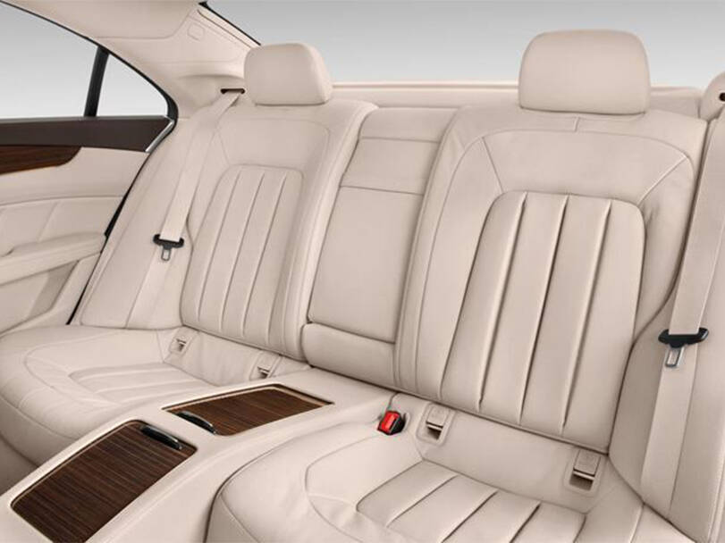 مرسيدس بنز سي إل إس كلاس Interior 