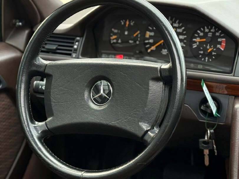 مرسيدس بنز إي كلاس Interior 