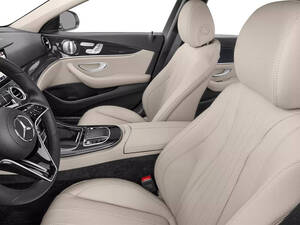 مرسيديس بنز E كلاس الداخلية 