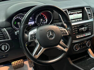 Mercedes Benz GLE Class Interior 