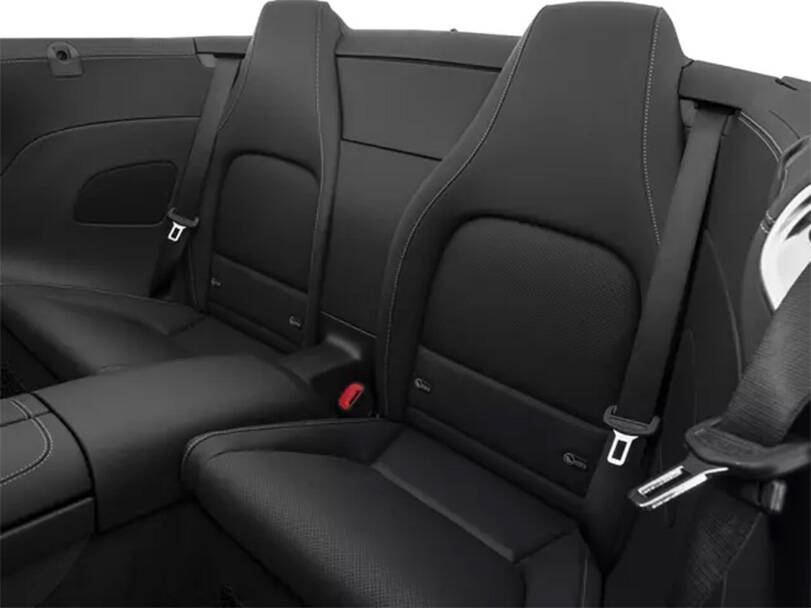 مرسيدس بنز إس إل كلاس 2025 Interior 