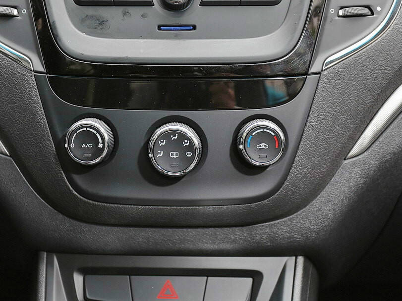MG 5 1st Generation Interior 