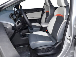 إم جي 4 EV الداخلية 