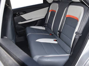 إم جي 4 EV الداخلية 