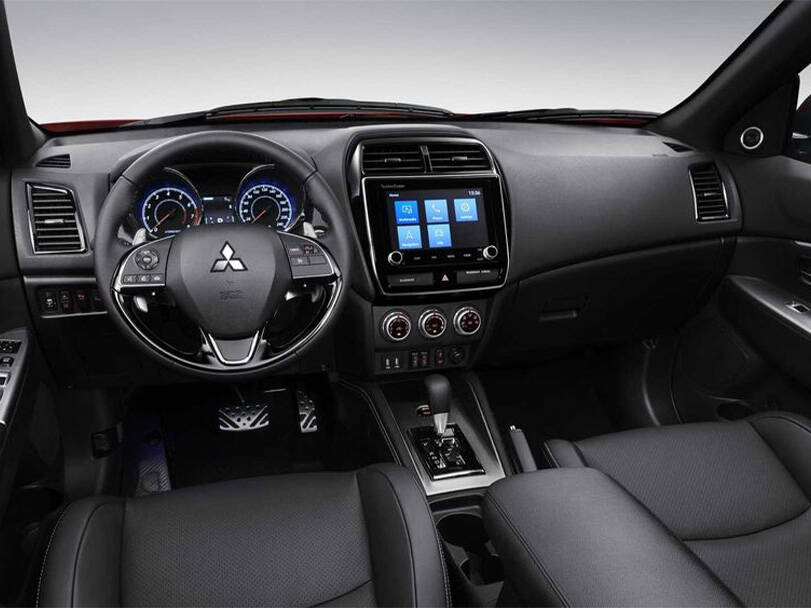 ميتسوبيشي إيه إس إكس 2025 Interior 