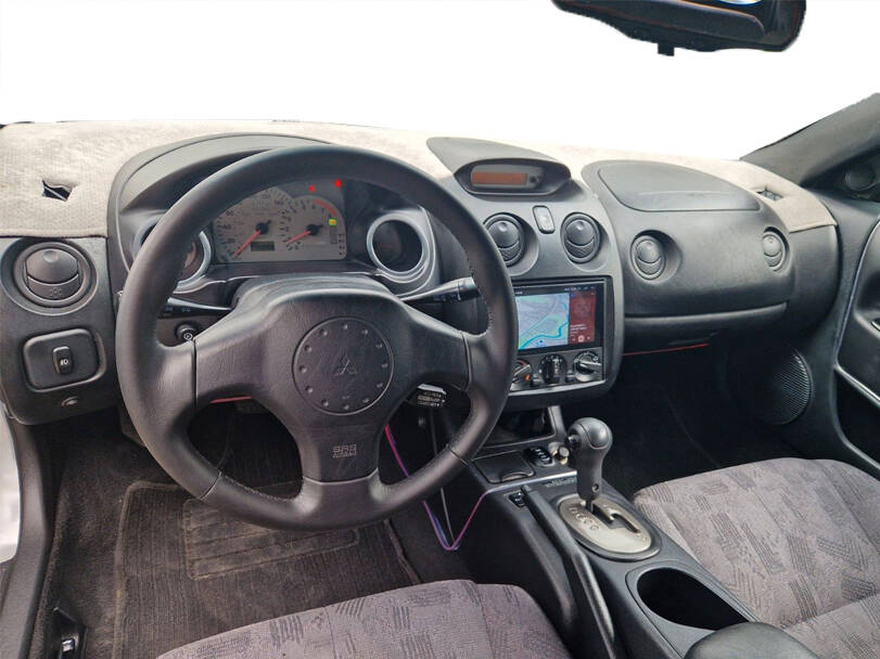 ميتسوبيشي إكليبس الجيل الثالث Interior 