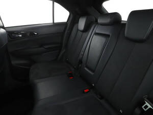 ميتسوبيشي إكليبس كروس الداخلية 