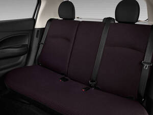 ميتسوبيشي ميراج الداخلية 