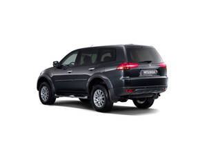 ميتسوبيشي مونتيرو سبورت الخارجية 