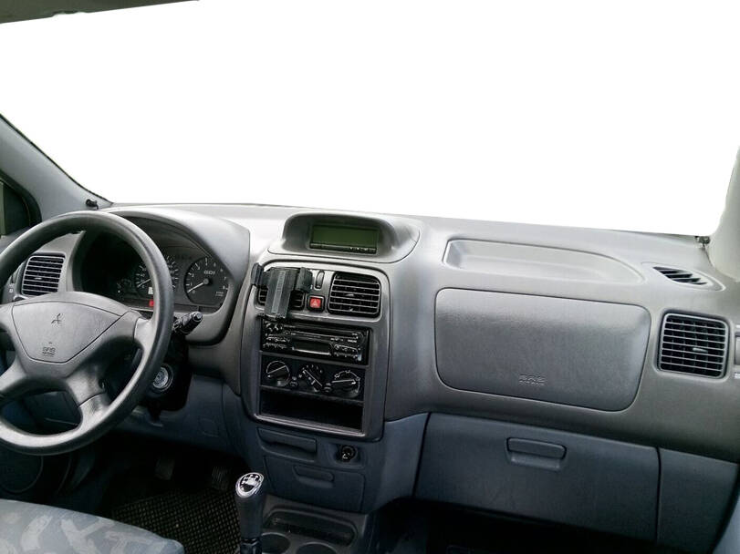 Mitsubishi Spacestar Interior 