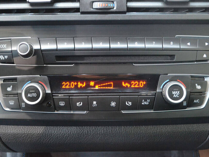 بي ام دبليو ٢ سيريز الجيل الأول (F22) Interior 