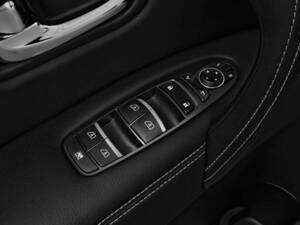 Nissan Armada Interior 