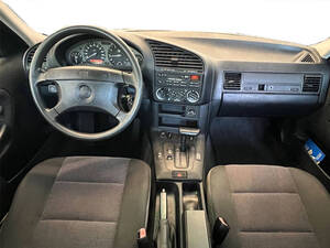 BMW 3 Series Interior 