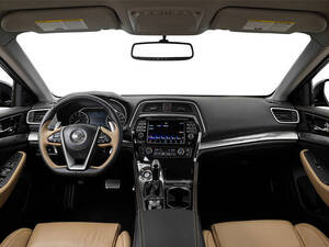 نيسان ماكسيما الداخلية 