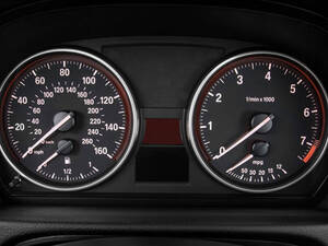 بي ام دبليو الفئة الثالثة الداخلية 