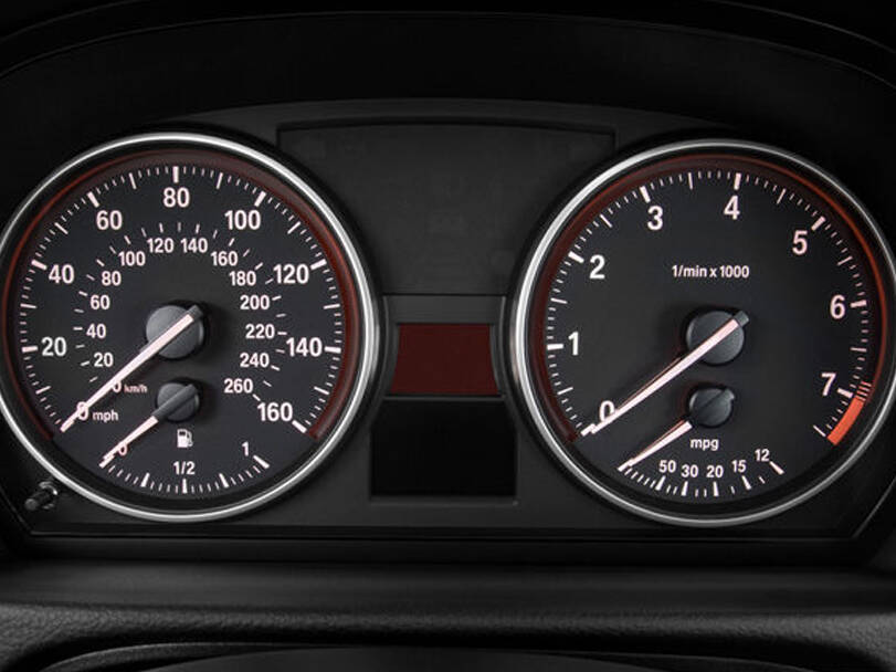 بي ام دبليو ٣ سيريز الجيل الخامس (E90) Interior 