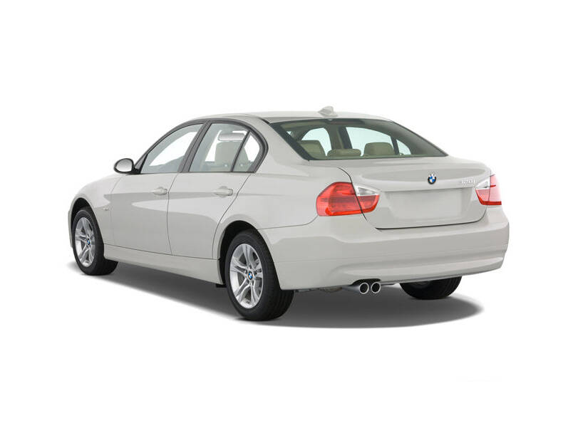بي ام دبليو ٣ سيريز الجيل الخامس (E90) Exterior 