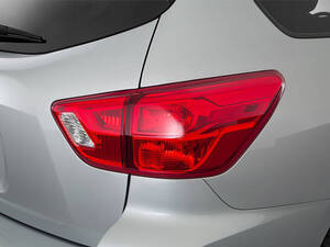 نيسان باثفايندر الخارجية 