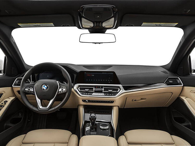 بي ام دبليو ٣ سيريز 2025 Interior 