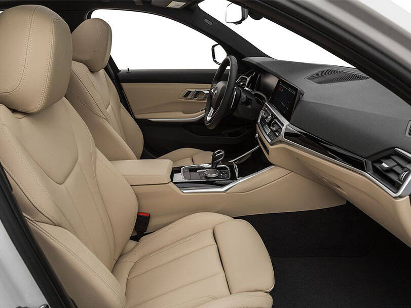 بي ام دبليو ٣ سيريز 2025 Interior 