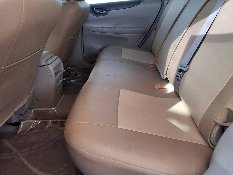 Nissan Tiida 2nd (C12) Generation Interior 