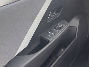 أوبل أسترا الداخلية 