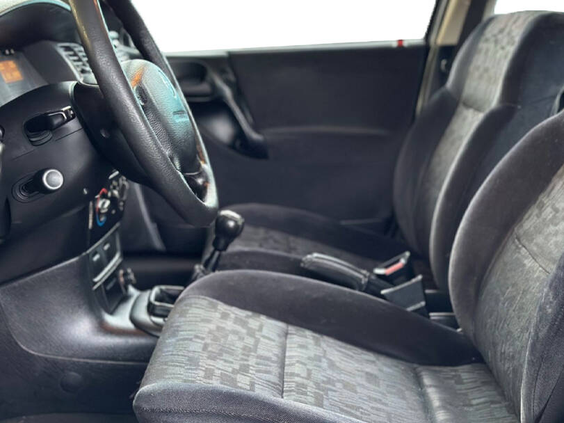 Opel Vectra 2nd Generation Interior 