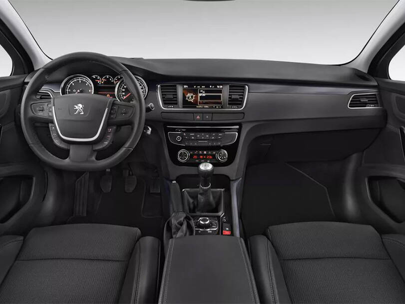بيجو ٥٠٨ Interior 