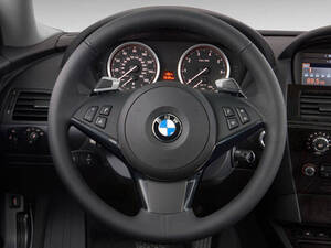 بي ام دبليو الفئة السادسة الداخلية 