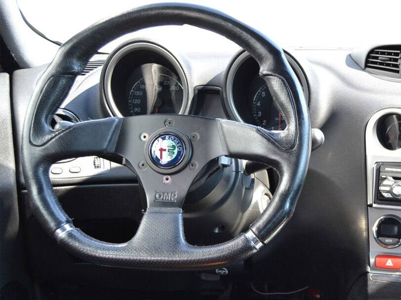 ألفا روميو 156 Interior 