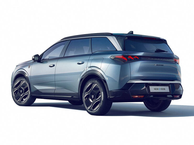 بيجو 5008 2025 الخارجية 