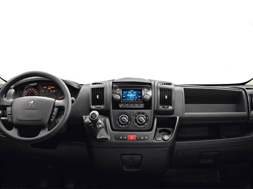 Peugeot Boxer 2025 Interior 