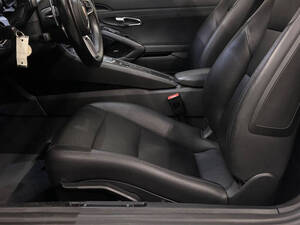 بورشه بوكستر الداخلية 