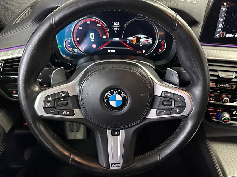 بي ام دبليو ٦ سيريز Interior 
