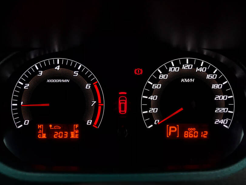 بروتون إكسورا Interior 
