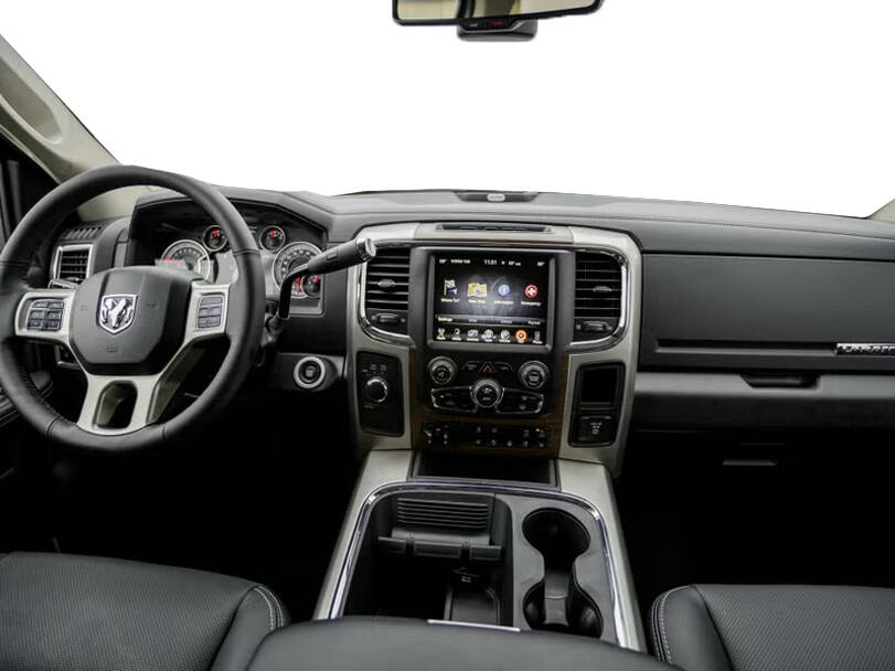 رام 2500 الجيل الرابع (DS) Interior 