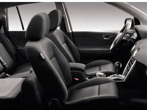 رينو كوليوس الداخلية 