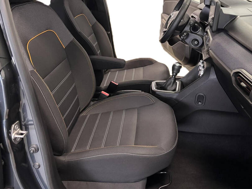 رينو سانديرو 2025 Interior 