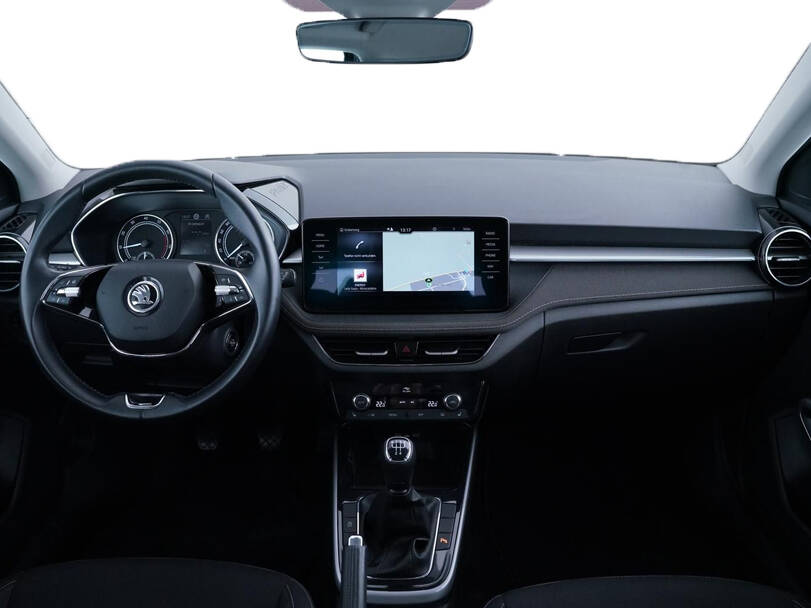 شكودا فابيا 2025 Interior 