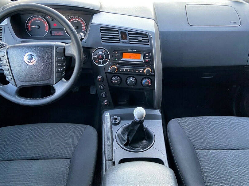 Ssangyong Actyon Sport Interior 