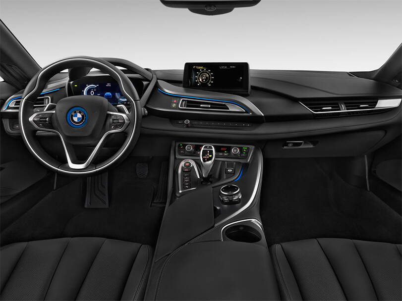 بي ام دبليو آي ٨ Interior 